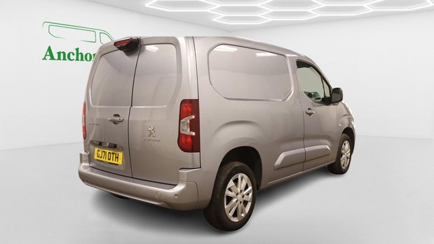 Peugeot Partner AUTO SWB L1H1 Low Roof Asphalt Air Con Alloys Sensors Cam EURO 6 NO VAT 4