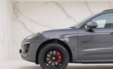 Porsche Macan GTS PDK 26