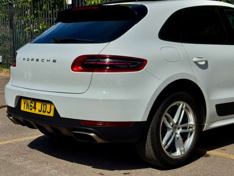 Porsche Macan 2.0T SUV 5dr Petrol PDK 4WD Euro 6 (s/s) (237 ps) 38