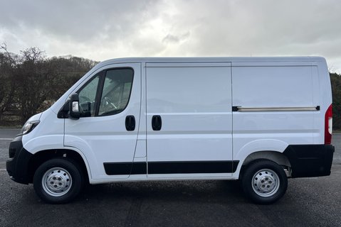 Peugeot Boxer 333 L1 H1 120 ps BlueHdi Professional - Sat Nav & Air Con 7