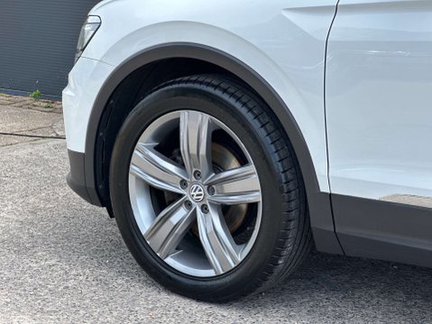 Volkswagen Tiguan 2.0 Tiguan SEL TDI BlueMotion Technology 5dr 31