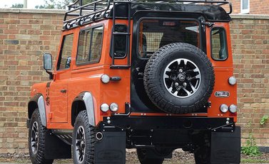 Land Rover 90 Adventure 15