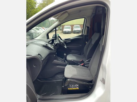 Ford Transit Courier 1.5 TDCi L1 Euro 6 5dr 30