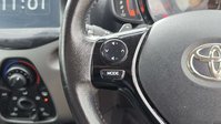 Toyota Aygo 1.0 VVT-i x-play Hatchback 5dr Petrol x-shift Euro 6 (71 ps) 39
