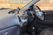 Hyundai i20 1.2 Active Hatchback 5dr Petrol Manual Euro 5 (85 bhp) 8