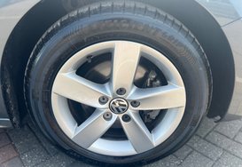 Volkswagen Jetta SE TDI BLUEMOTION TECH £35 ROAD TAX 27