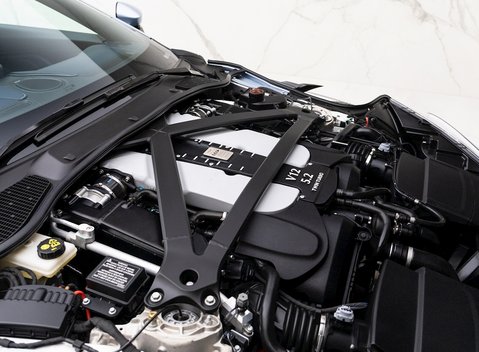 Aston Martin DBS Superleggera 28