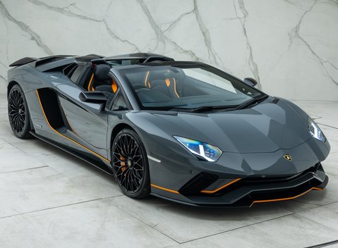 Lamborghini Aventador S LP 740-4 ROADSTER 14