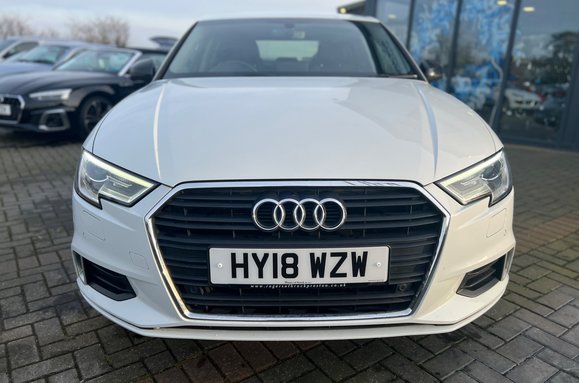 Audi A3 1.6 TDI SPORT AUTOMATIC 4