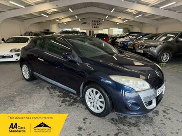 Renault Megane 2.0 16V Privilege CVT Euro 5 3dr
