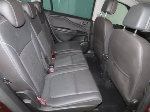 Vauxhall Zafira ELITE NAV 8