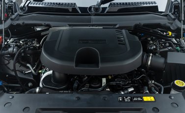 Land Rover Defender 110 X D350 42