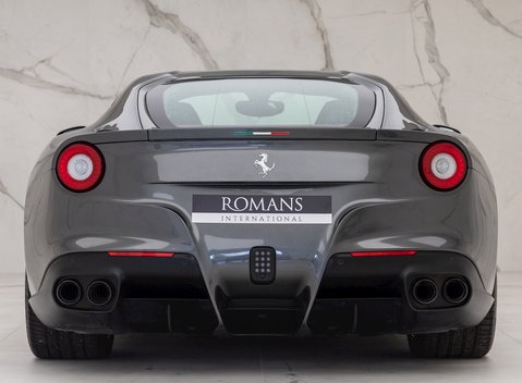 Ferrari F12 Berlinetta 5