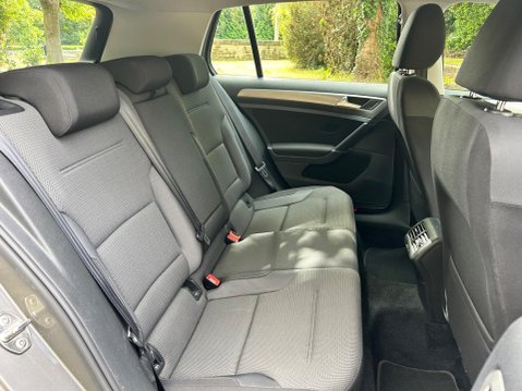 Volkswagen Golf MATCH TSI BLUEMOTION TECHNOLOGY DSG 5