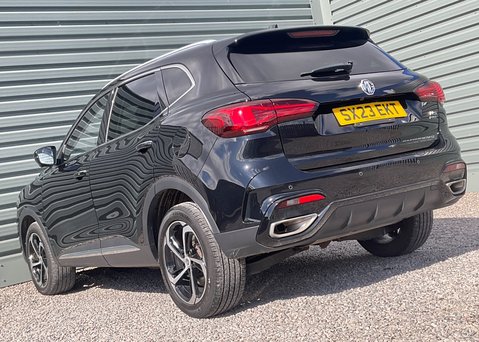 MG HS 1.5 T-GDI PHEV TROPHY 10