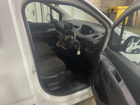 Peugeot Partner BLUEHDI PROFESSIONAL PREMIUM PLUS L1 12