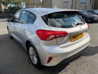 Ford Focus TITANIUM TDCI 8