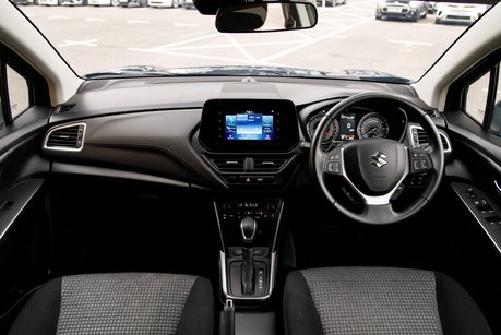 Suzuki S-Cross MOTION