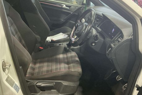 Volkswagen Golf 2.0 TSI GTI Hatchback 5dr Petrol Manual Euro 6 (s/s) (230 ps) 11