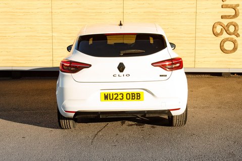 Renault Clio E-TECH ENGINEERED PHEV 6