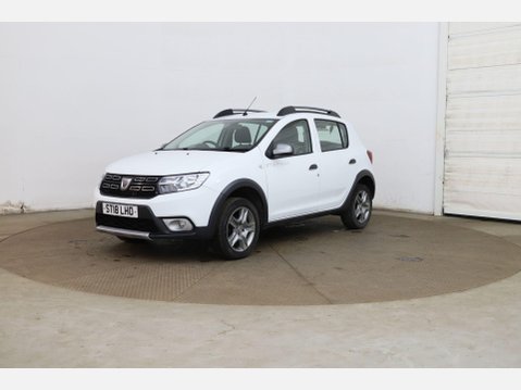 Dacia Sandero Stepway 0.9 TCe Laureate Euro 6 (s/s) 5dr 3