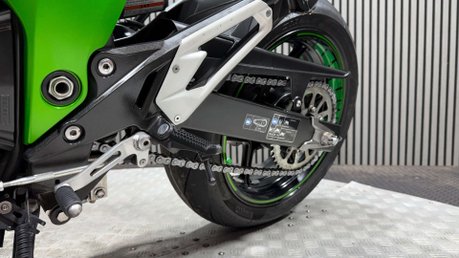 Kawasaki Z 2015 ONLY 8K STUNNING EXAMPLE LONG MOT 800CC NAKED 23