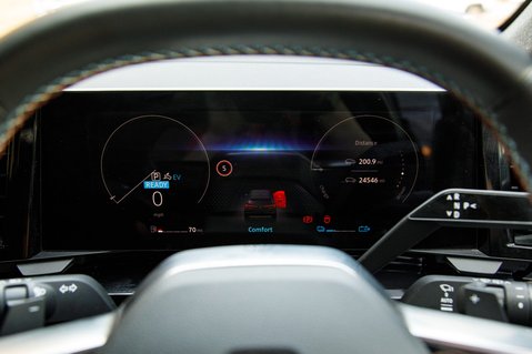 Renault Austral TECHNO ESPRIT ALPINE E-TECH 15