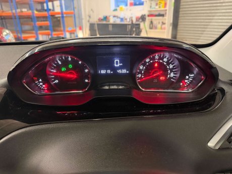 Peugeot 208 1.4 HDi Active Euro 5 5dr 24