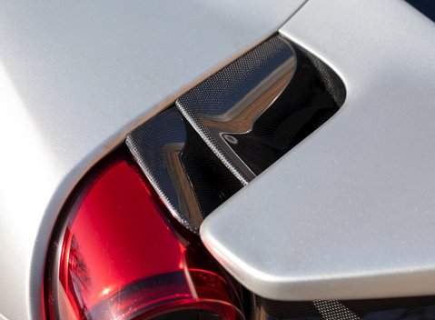 Ferrari 488 Pista 28