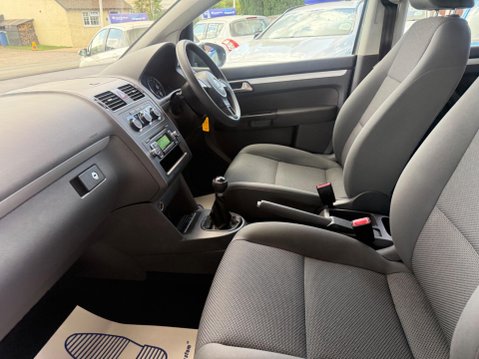 Volkswagen Touran 1.2 TSI BlueMotion Tech S Euro 5 5dr 29