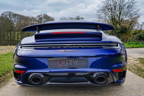 Porsche 911 TURBO S PDK 22