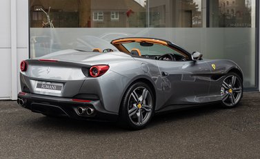 Ferrari Portofino 4