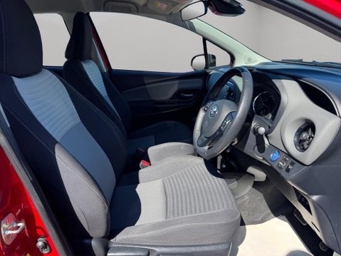 Toyota Yaris 1.5 VVT-h Icon E-CVT Euro 6 (s/s) 5dr 12