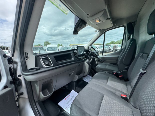 Ford Transit LWB L3H2 [SOLD SM] Medium Roof Trend 350 Air Con Alloys Sensors EURO 6 12