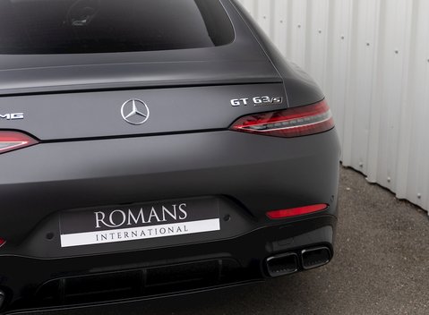 Mercedes-Benz Amg GT GT 63 S Premium Plus 27