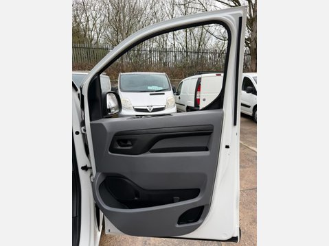 Peugeot Expert 2.0 BlueHDi 1400 Professional Standard Panel Van 6dr Diesel Manual MWB Euro 48