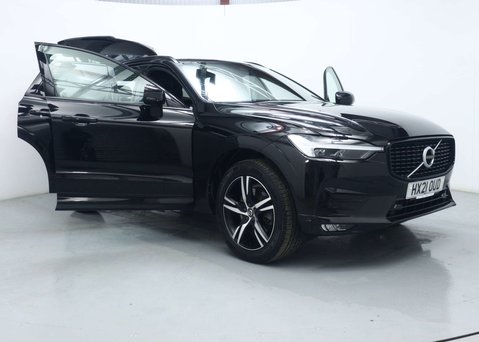 Volvo XC60 2.0 B5 MHEV R-Design SUV 5dr Petrol Hybrid Auto Euro 6 (s/s) (250 ps) 52