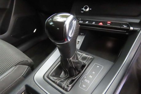 Audi Q3 1.5 TFSI CoD 35 S line Sportback S Tronic Euro 6 (s/s) 5dr 13