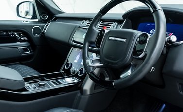 Land Rover Range Rover 5.0 V8 SVAutobiography Dynamic 10