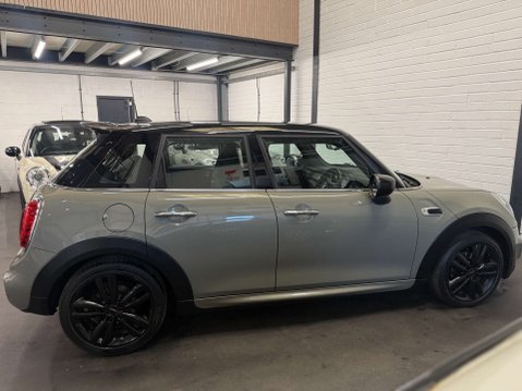 Mini Hatch 1.5 Cooper Sport 5dr 12