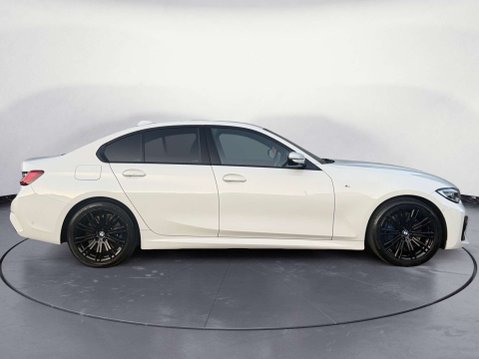 BMW 3 Series 2.0 330i M Sport Auto 4dr 6