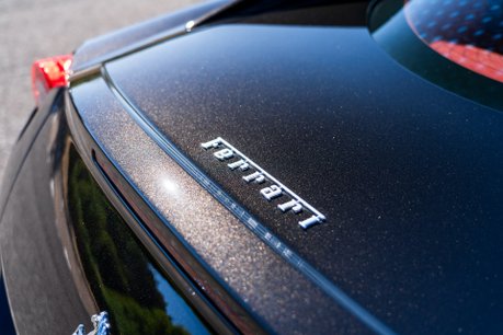 Ferrari 599 GTB FIORANO F1. COMPREHENSIVE HISTORY. CARBON FIBRE DRIVER ZONE. BOSE. 7