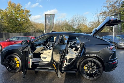Lamborghini Urus V8 - BANG & OLUFSEN 3D ADVANCED -IVORY LEATHER -HUD -MASSAGE SEATS -ACC 18