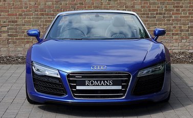 Audi R8 V10 Spyder 21