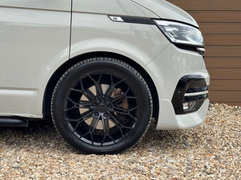 Volkswagen Transporter 2.0 Transporter T32 Highline TDI 4Motion Semi-Auto 4WD 15