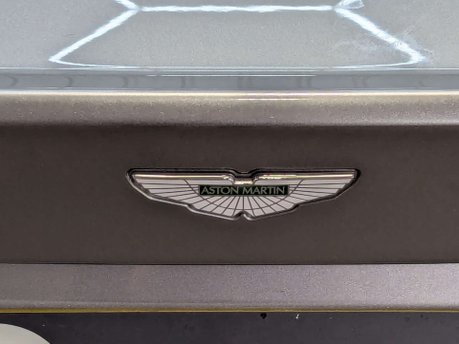 Aston Martin DB9 5.9 DB9 V12 Auto 2dr 39