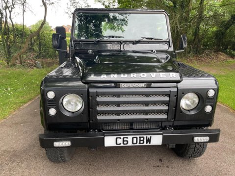 Land Rover Defender 2.5 TD5 29