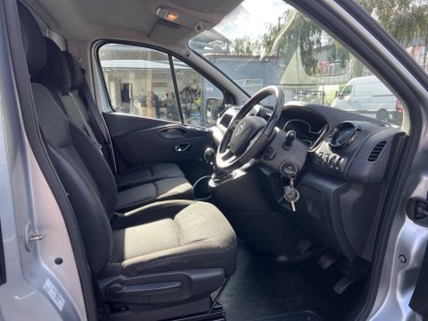 Vauxhall Vivaro 1.6 CDTi 2900 Sportive Panel Van 5dr Diesel Manual L1 H1 Euro 6 (120 ps) 9