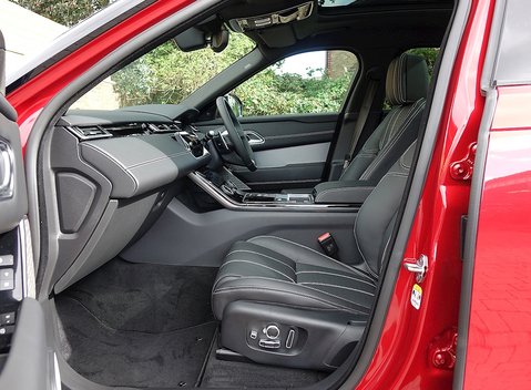 Land Rover Range Rover Velar R-Dynamic D300 HSE 18