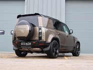 Land Rover Defender 110 D300 HARD TOP X MHEV HUGE FACTORY SPEC SEEKER STYLED WITH SEATS  6